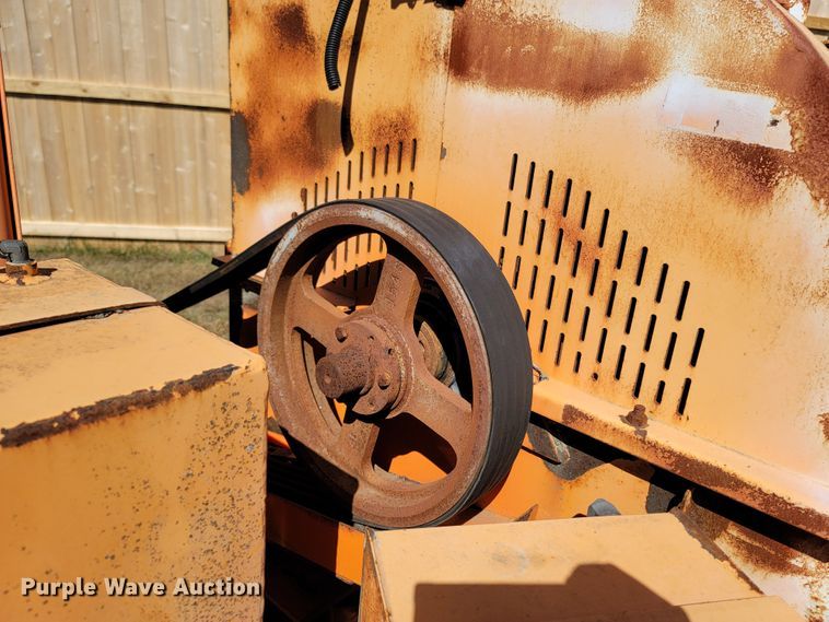 image for item LN9623 Altec  wood chipper