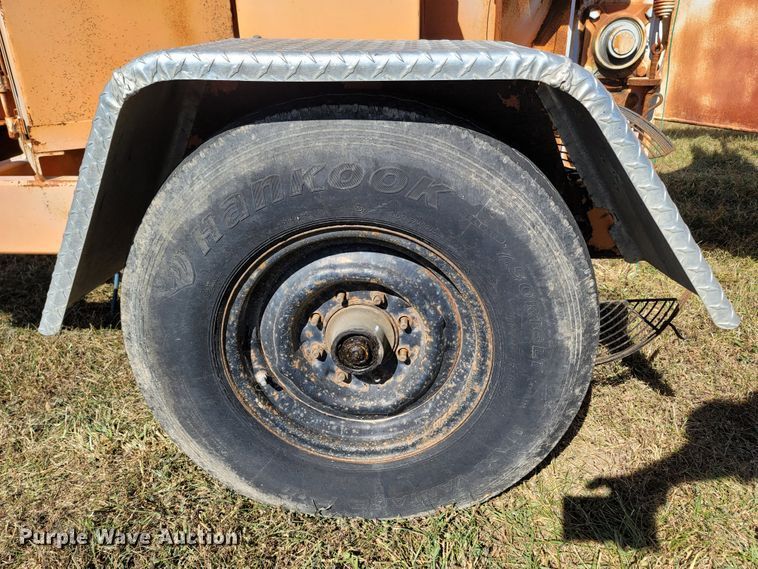 image for item LN9623 Altec  wood chipper