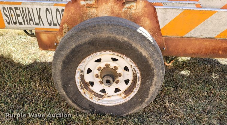 image for item LN9623 Altec  wood chipper