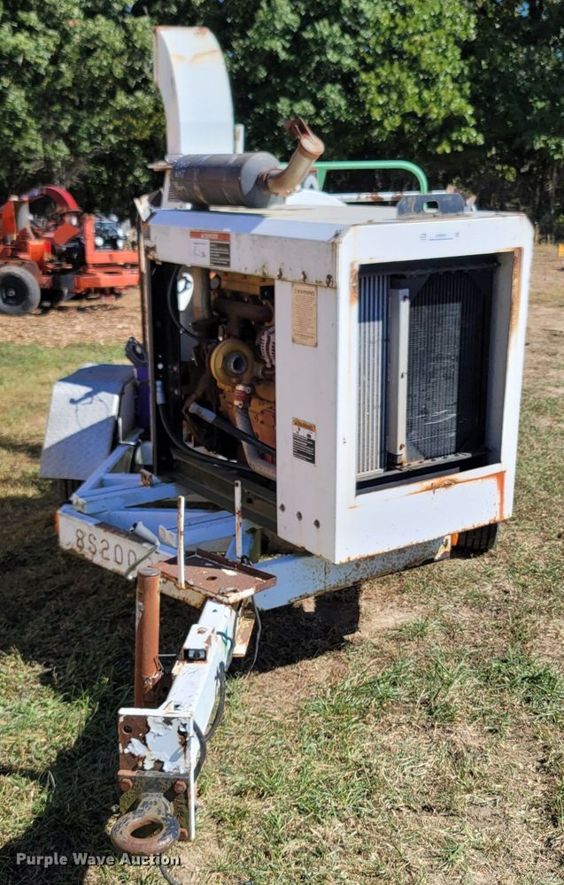 image for item LN9624 Altec DC1217HP  wood chipper