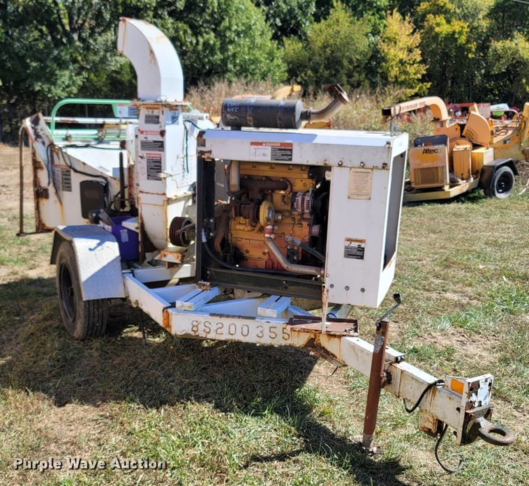 image for item LN9624 Altec DC1217HP  wood chipper