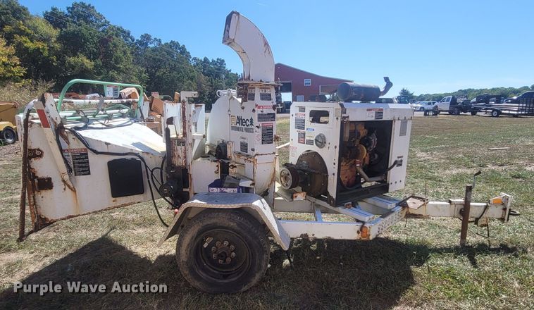 image for item LN9624 Altec DC1217HP  wood chipper