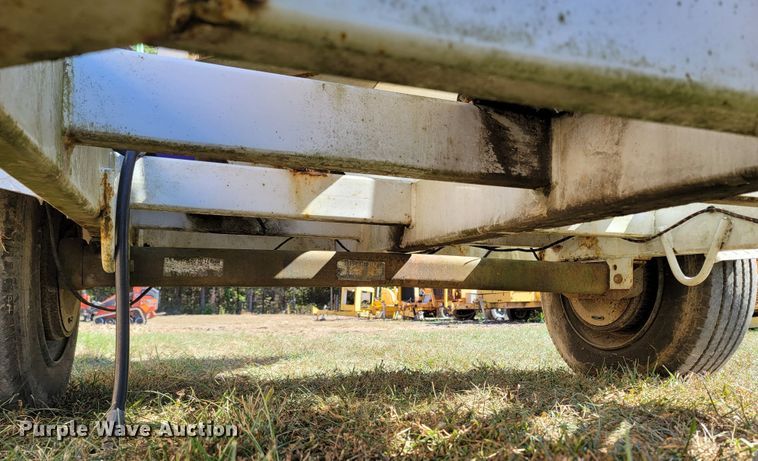 image for item LN9624 Altec DC1217HP  wood chipper