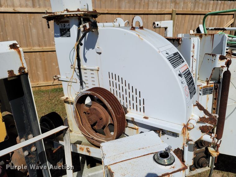 image for item LN9624 Altec DC1217HP  wood chipper