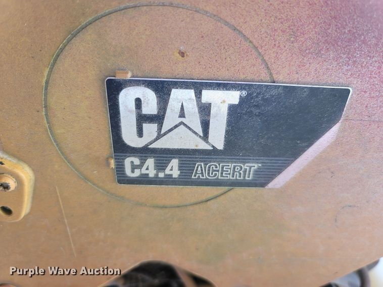 image for item LN9624 Altec DC1217HP  wood chipper