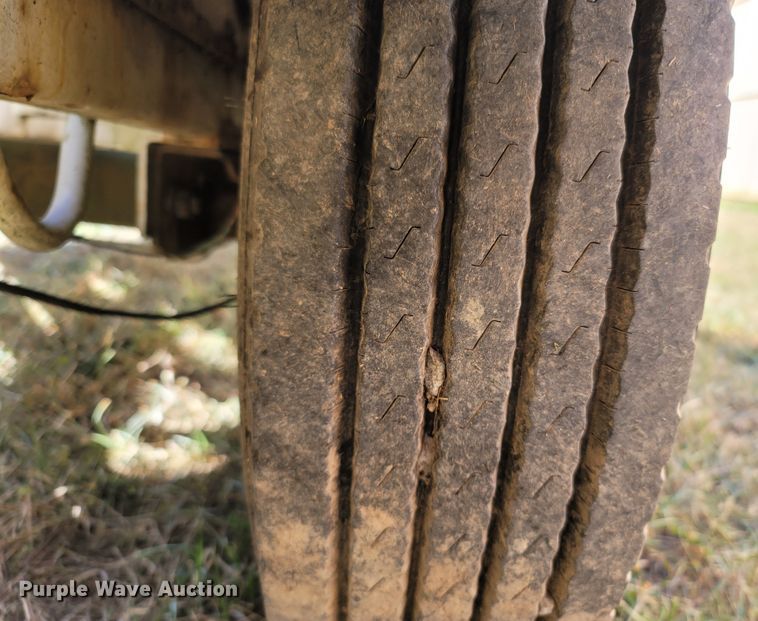 image for item LN9624 Altec DC1217HP  wood chipper