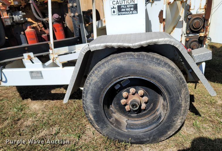 image for item LN9624 Altec DC1217HP  wood chipper