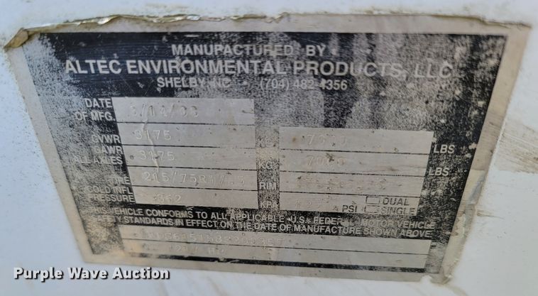 image for item LN9624 Altec DC1217HP  wood chipper