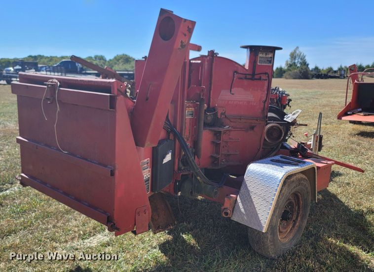 image for item LN9625 2011 Altec  wood chipper