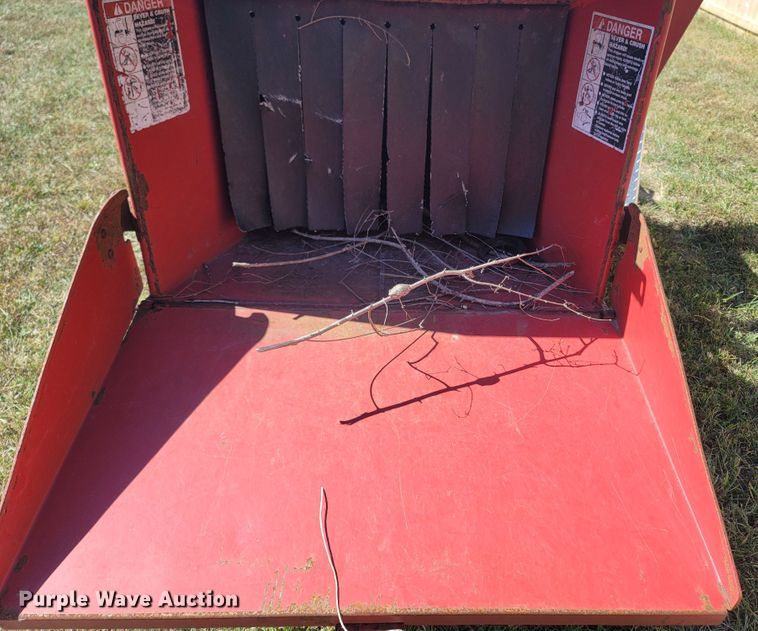 image for item LN9625 2011 Altec  wood chipper