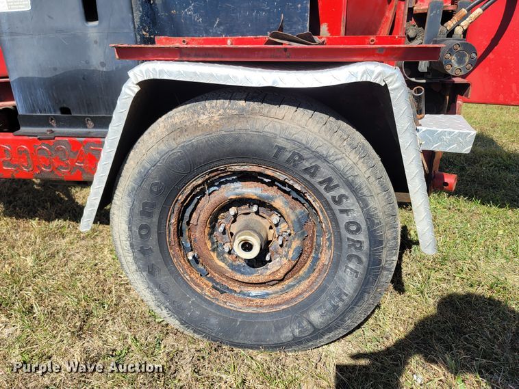 image for item LN9625 2011 Altec  wood chipper