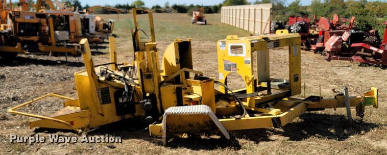 image for item LN9627 2007 Altec DC1217  wood chipper