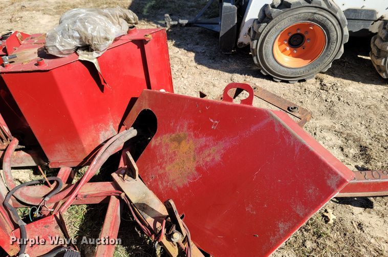 image for item LN9629 2004 Bandit 150  wood chipper