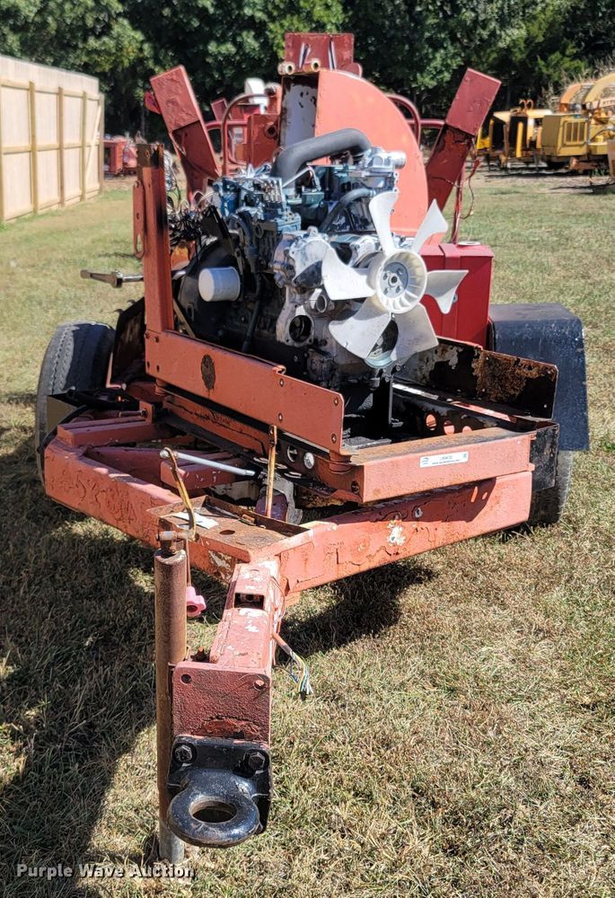 image for item LN9632 Altec DC1217  wood chipper