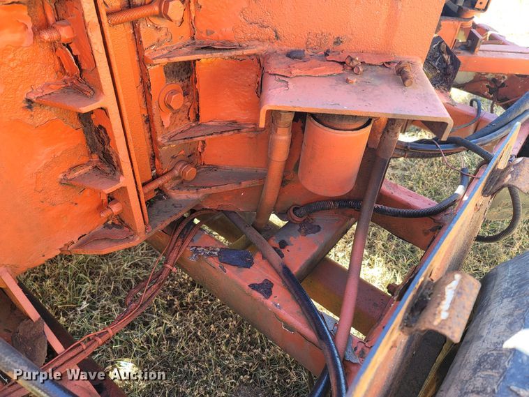 image for item LN9632 Altec DC1217  wood chipper