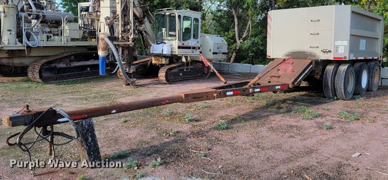 image for item LO9055 1995 Cornhusker 800R  end dump pup trailer