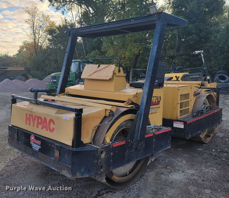 image for item LO9096 Hypac C778A  double drum vibratory roller