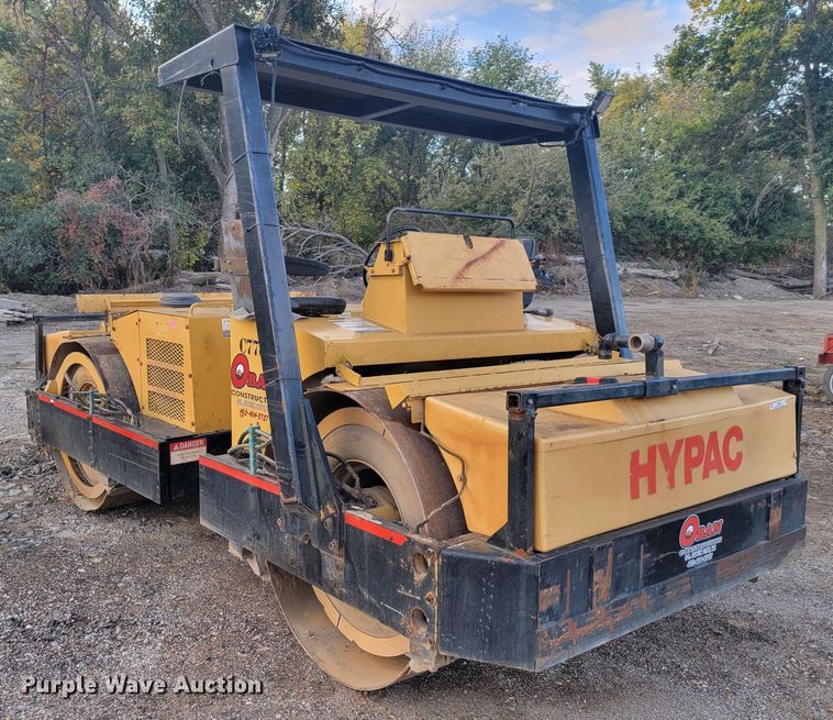 image for item LO9096 Hypac C778A  double drum vibratory roller