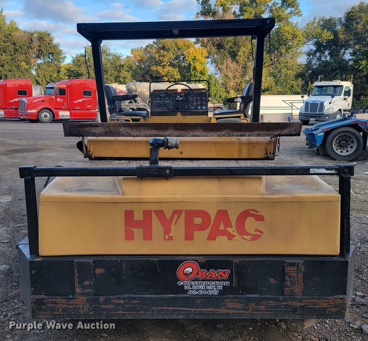 image for item LO9096 Hypac C778A  double drum vibratory roller