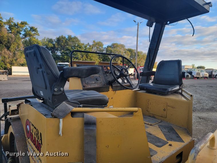 image for item LO9096 Hypac C778A  double drum vibratory roller