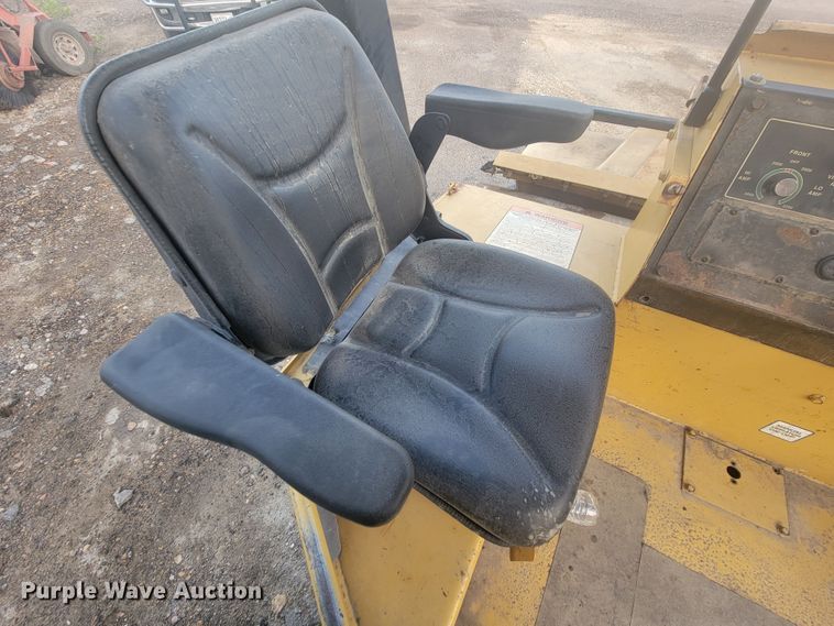 image for item LO9096 Hypac C778A  double drum vibratory roller