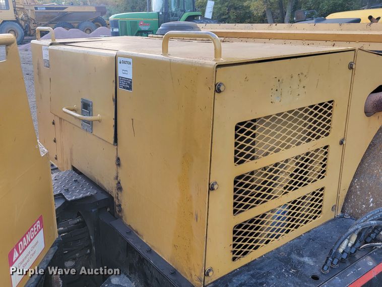 image for item LO9096 Hypac C778A  double drum vibratory roller