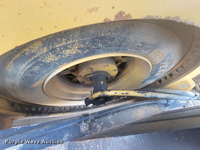 image for item LO9096 Hypac C778A  double drum vibratory roller