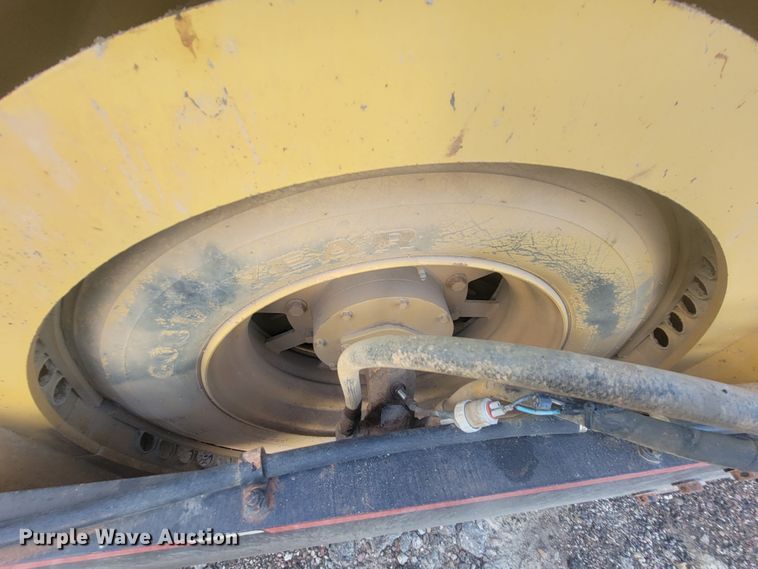 image for item LO9096 Hypac C778A  double drum vibratory roller