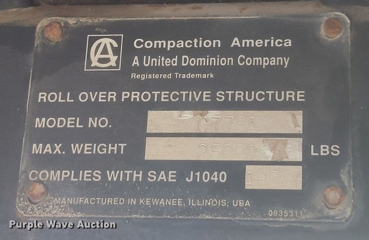 image for item LO9096 Hypac C778A  double drum vibratory roller