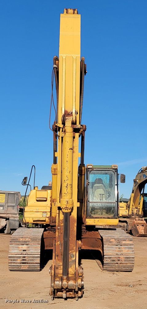 image for item LO9110 2006 Caterpillar 330DL  excavator