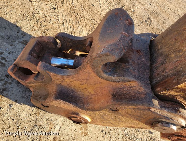 image for item LO9110 2006 Caterpillar 330DL  excavator
