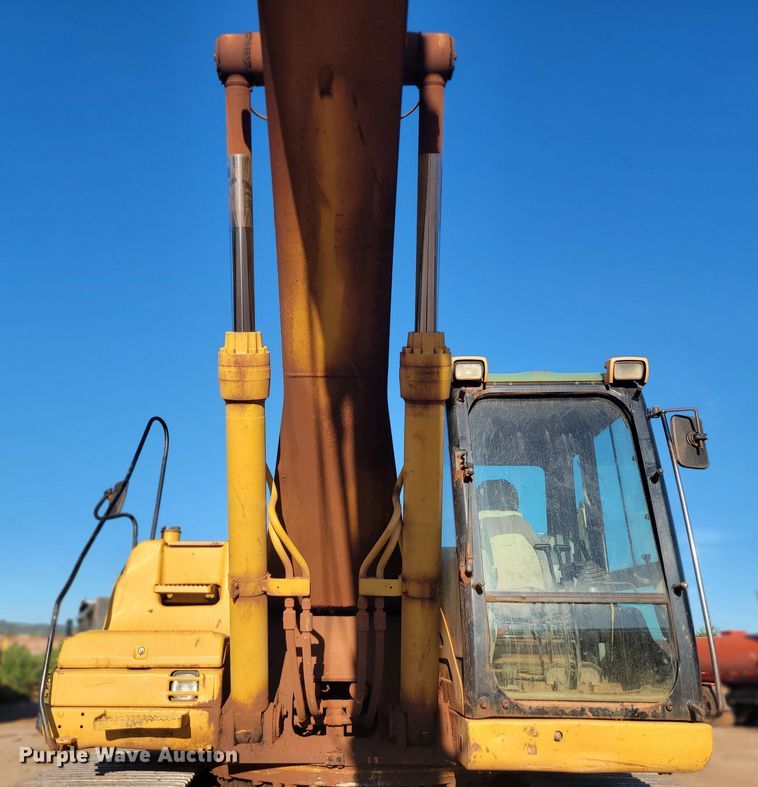 image for item LO9110 2006 Caterpillar 330DL  excavator