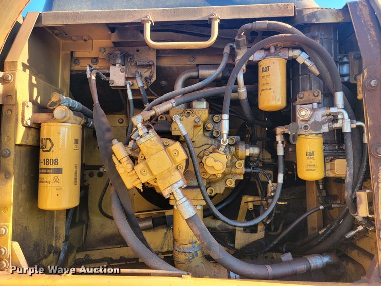 image for item LO9110 2006 Caterpillar 330DL  excavator