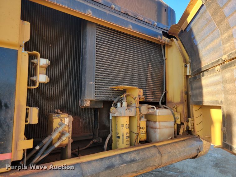 image for item LO9110 2006 Caterpillar 330DL  excavator