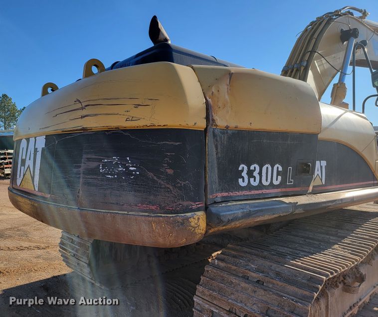 image for item LO9111 2002 Caterpillar 330CL  excavator