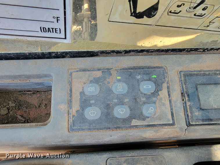 image for item LO9111 2002 Caterpillar 330CL  excavator