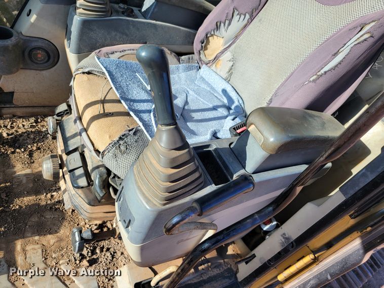 image for item LO9111 2002 Caterpillar 330CL  excavator