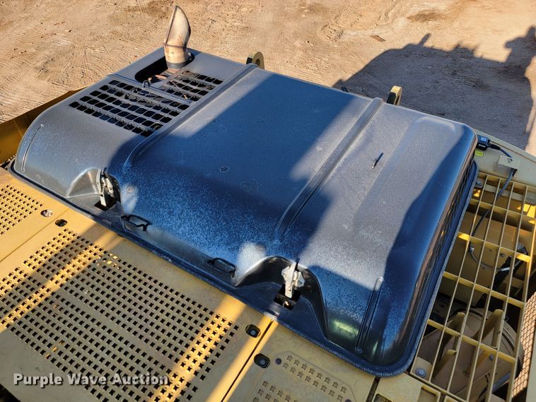 image for item LO9111 2002 Caterpillar 330CL  excavator