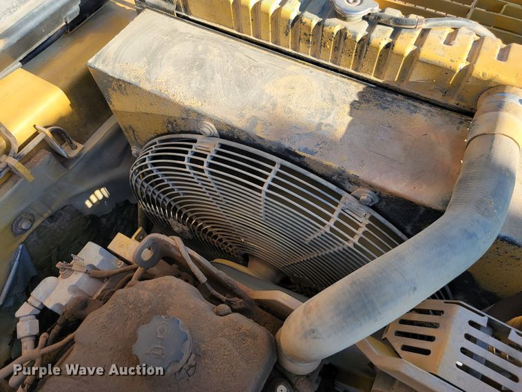 image for item LO9111 2002 Caterpillar 330CL  excavator