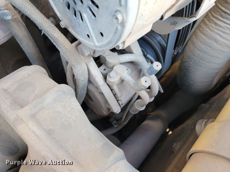 image for item LO9111 2002 Caterpillar 330CL  excavator