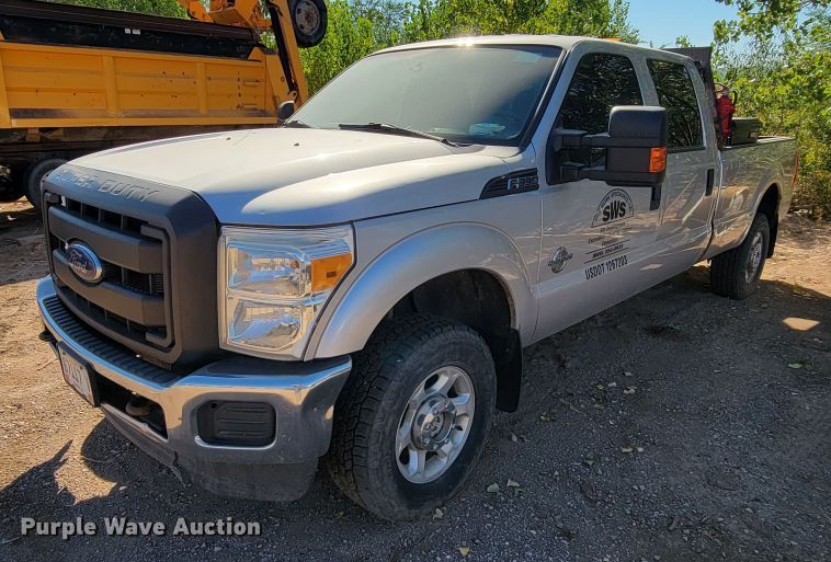 image for item LO9118 2013 Ford F350 Super Duty  Crew Cab pickup truck