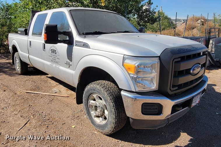 image for item LO9118 2013 Ford F350 Super Duty  Crew Cab pickup truck