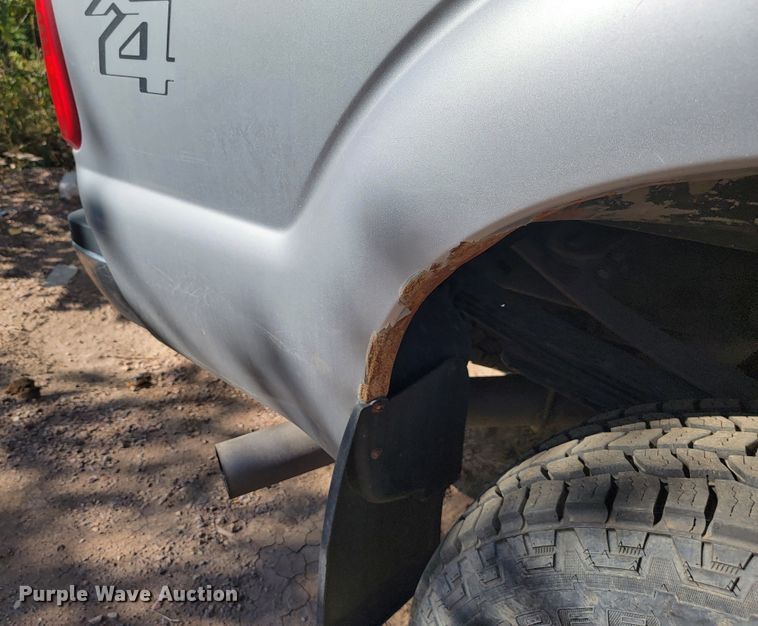 image for item LO9118 2013 Ford F350 Super Duty  Crew Cab pickup truck