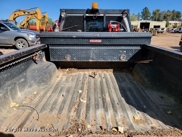 image for item LO9118 2013 Ford F350 Super Duty  Crew Cab pickup truck