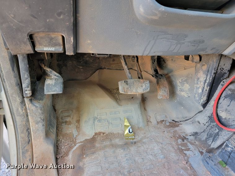 image for item LO9118 2013 Ford F350 Super Duty  Crew Cab pickup truck