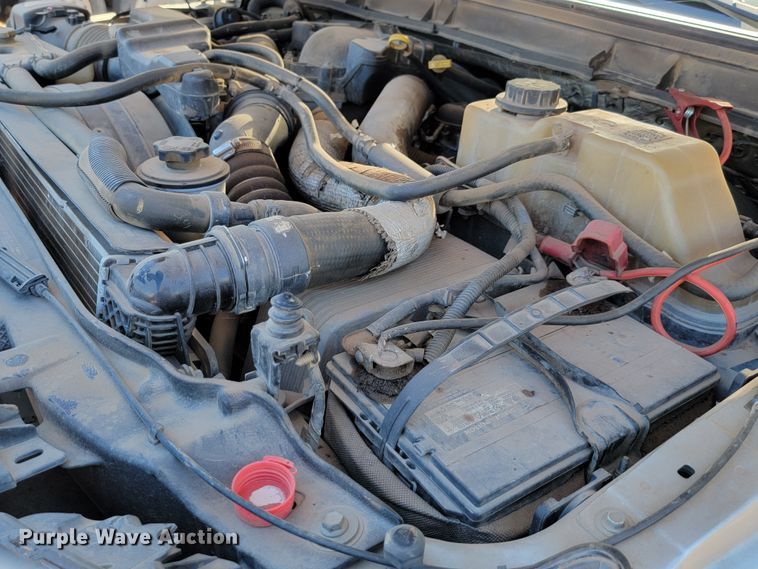 image for item LO9118 2013 Ford F350 Super Duty  Crew Cab pickup truck