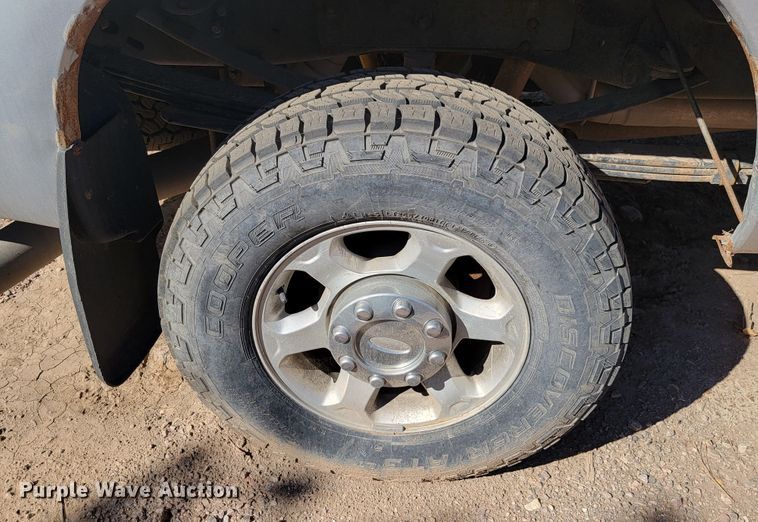 image for item LO9118 2013 Ford F350 Super Duty  Crew Cab pickup truck