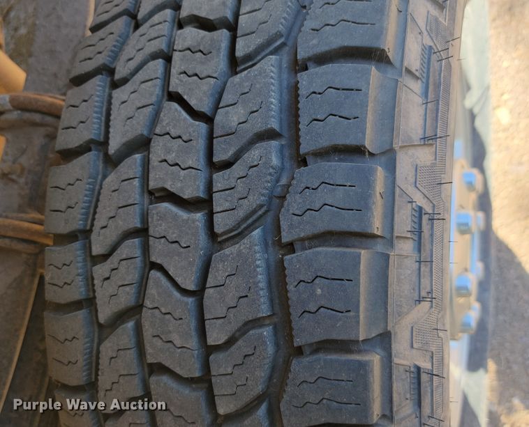 image for item LO9118 2013 Ford F350 Super Duty  Crew Cab pickup truck