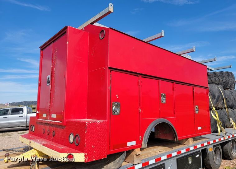 image for item LO9119 Utility bed