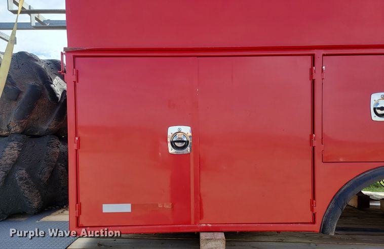 image for item LO9119 Utility bed